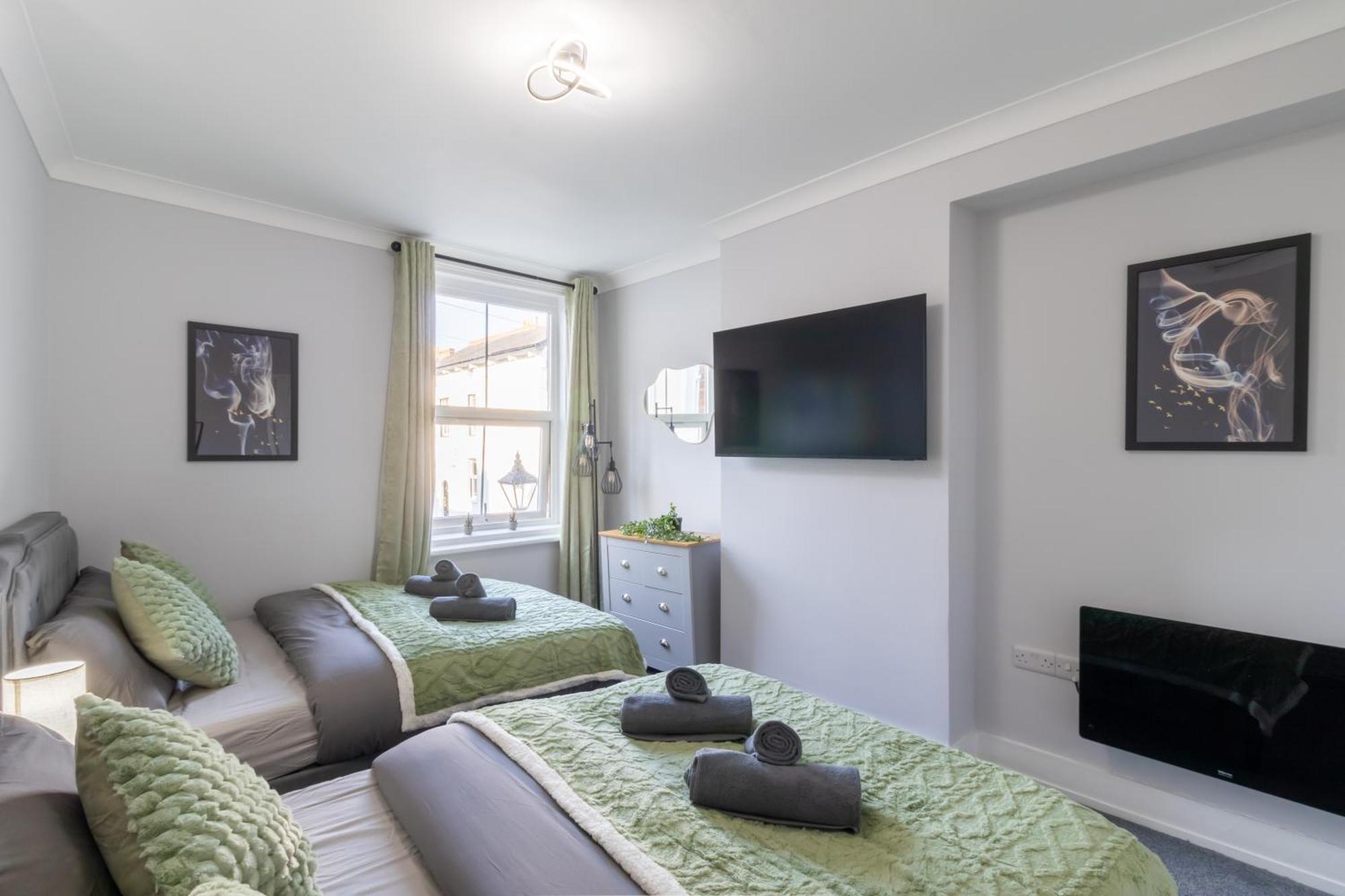 Open Mind Property - Apartment With 2 Double Beds بورتسماوث المظهر الخارجي الصورة